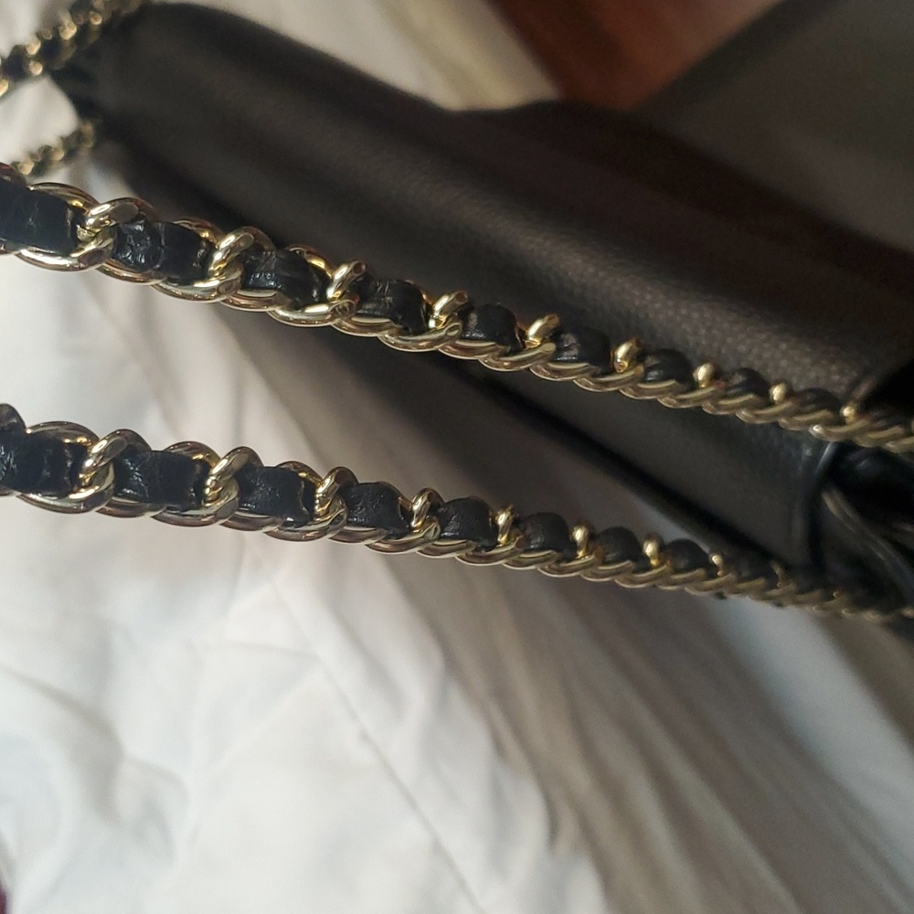 Tory Burch Black Bag🖤🖤🖤 - Picture 12 of 12